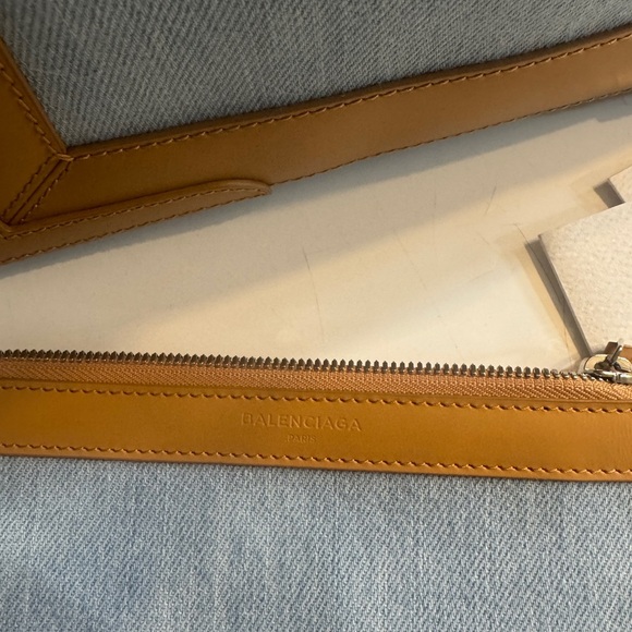 Balenciaga Blue and Tan Tote with Structured Design - Picture 5 of 7